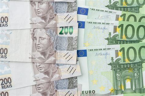 300 euros em reais.